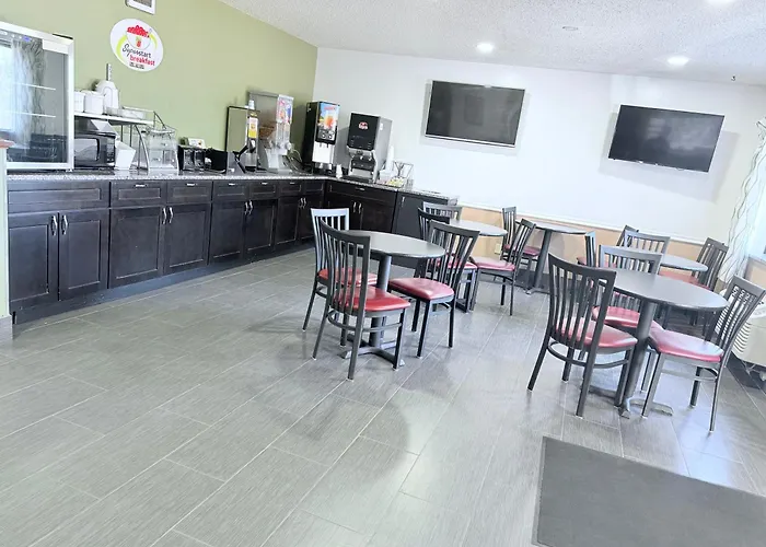 Super 8 By Wyndham Fond Du Lac