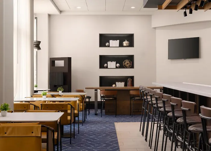 Courtyard By Marriott Boston Brookline Hotel