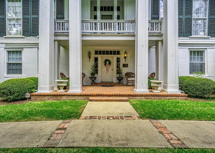The Montgomery B&B Starkville