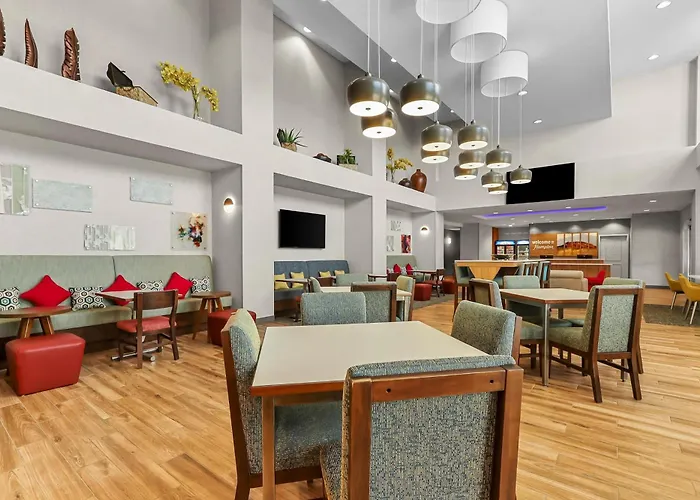 Hampton Inn & Suites El Paso West