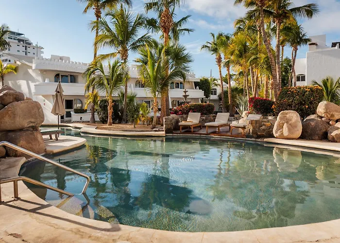 Hotel & Suites El Moro