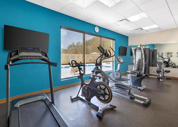 Best Western Plus Miami Executive Airport Hotel And Suites Country Walk