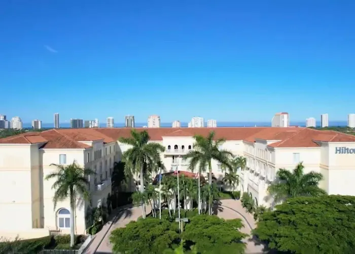 Hilton Naples Hotel