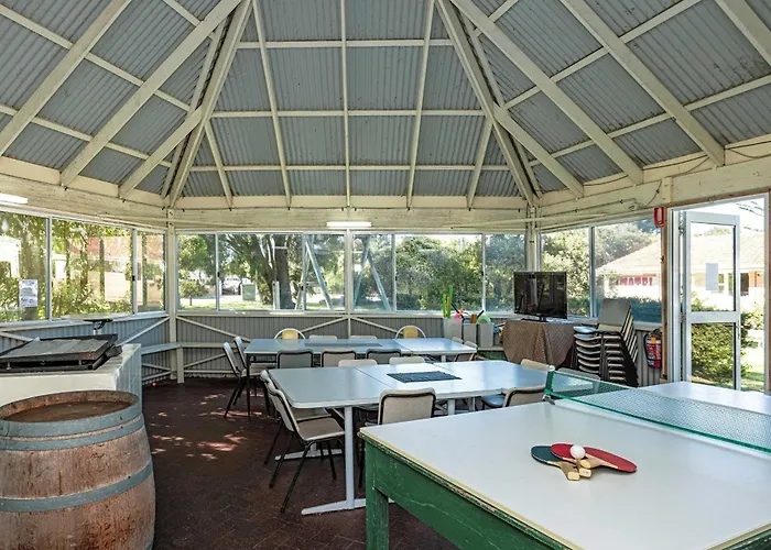 Emu Point Motel Albany