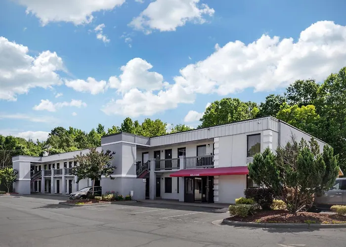 Econo Lodge Research Triangle Park Durham