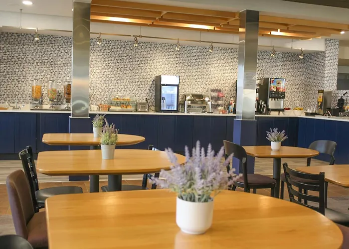 Americinn By Wyndham Brookfield
