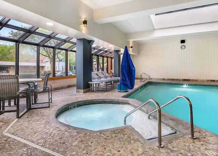 Best Western Plus Inntowner Madison