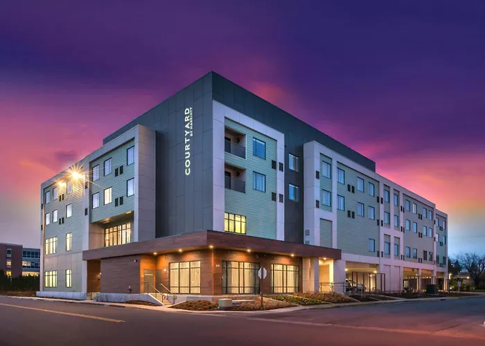 Courtyard By Marriott Eugene Downtown Hotel