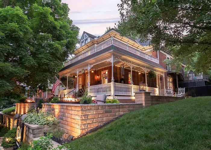 Main Street Inn Parkville