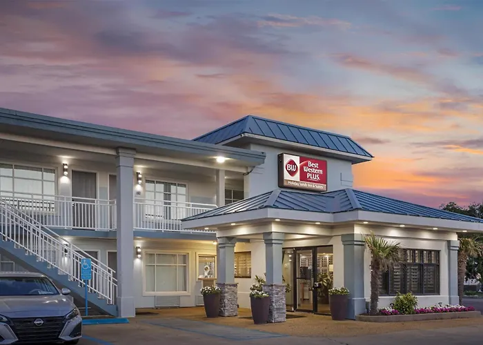 Best Western Plus Holiday Sands Inn & Suites