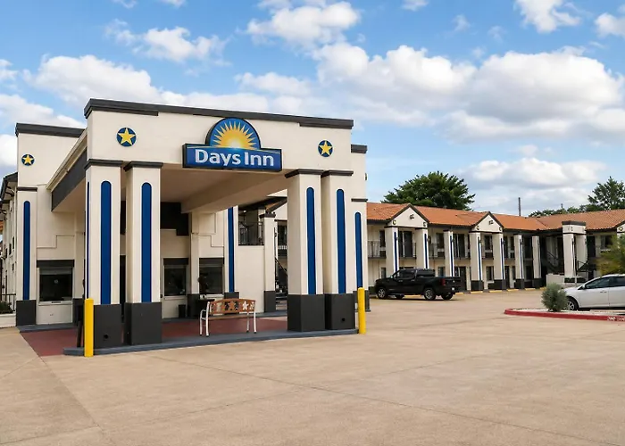 Days Inn By Wyndham Orange