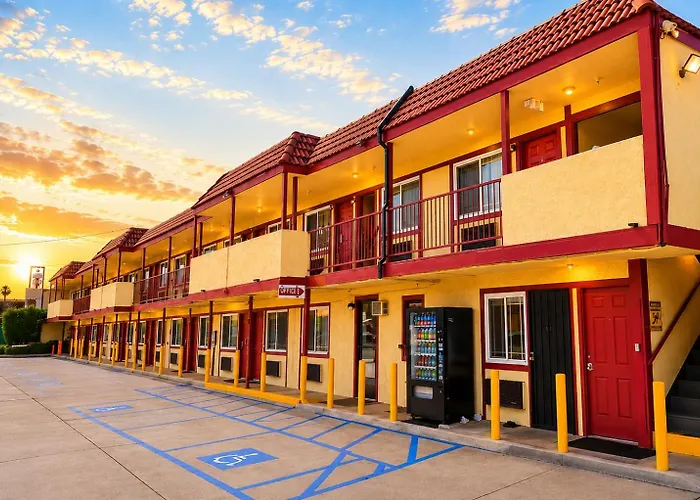 Century Motel Buena Park Anaheim I-5