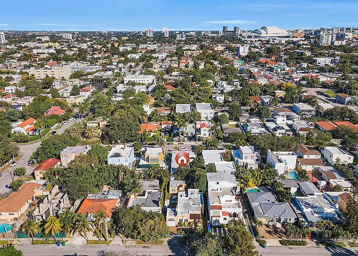 Boho Studio In Little Havana