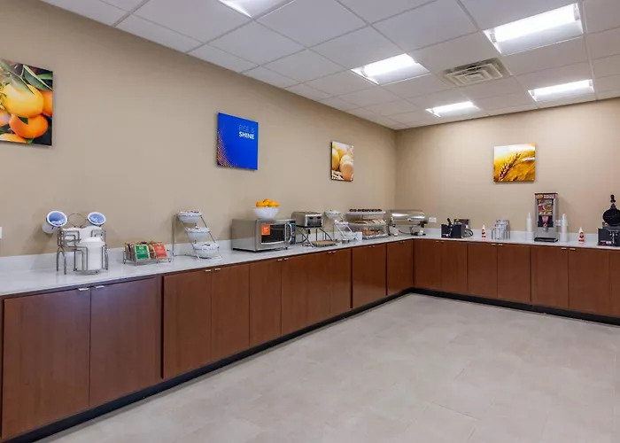 Comfort Inn & Suites Charlottesville Hollymead Town Center