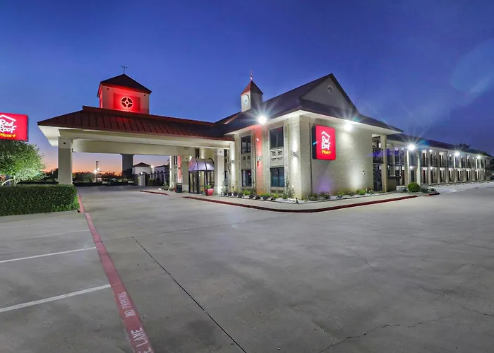 Red Roof Inn Plus+ Dallas - Addison
