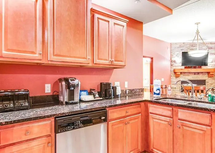Chula Vista Condo 2249 And 2251 Wisconsin Dells