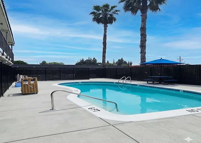 Motel 6-Fresno, Ca - Blackstone South