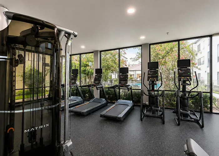 Courtyard By Marriott Houston Hobby Airport