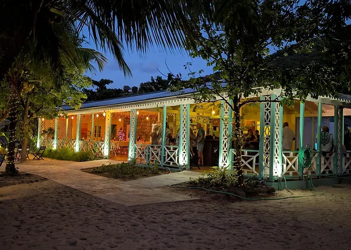 Oualie Beach Resort NEVIS