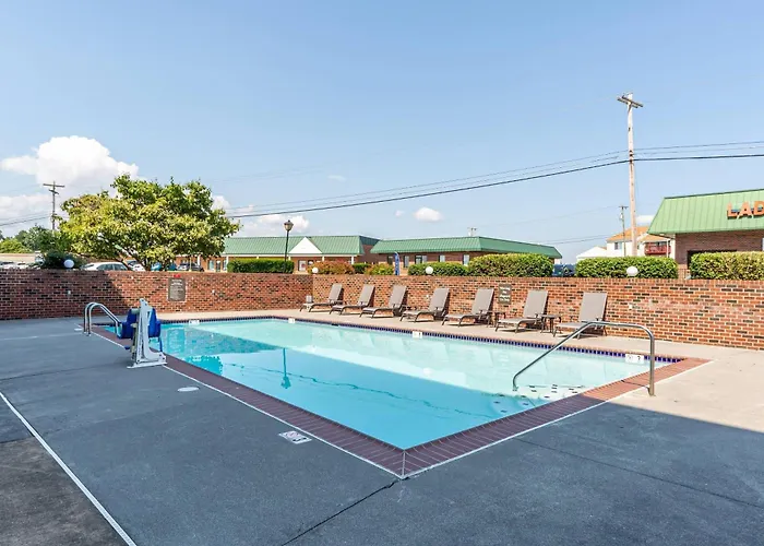 Comfort Inn Aikens Center Martinsburg