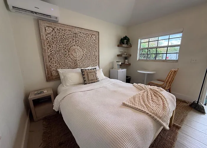 Seahorse Beach Bungalows Fort Pierce