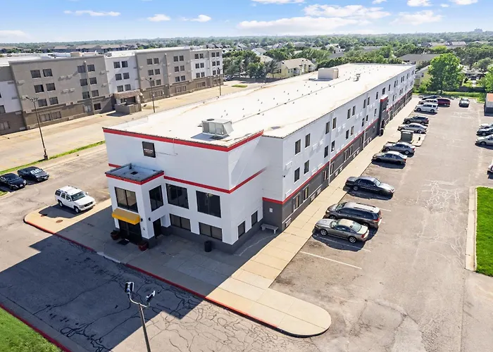 Woodland Inn And Suites Extended Stay Wichita
