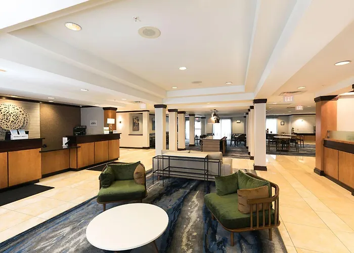 Fairfield Inn & Suites By Marriott Milwaukee Airport Oak Creek