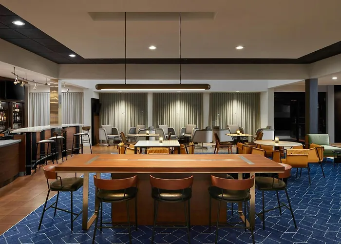 Courtyard By Marriott Annapolis Hotel