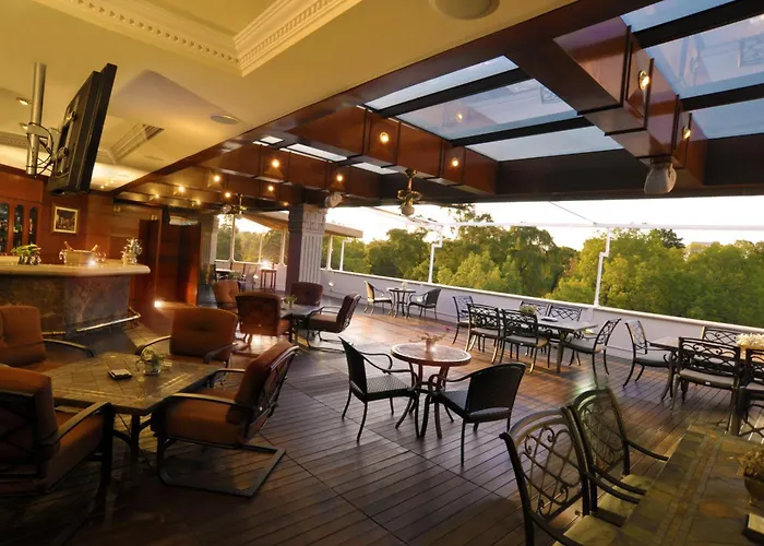 The Green Park Hotel Boutique