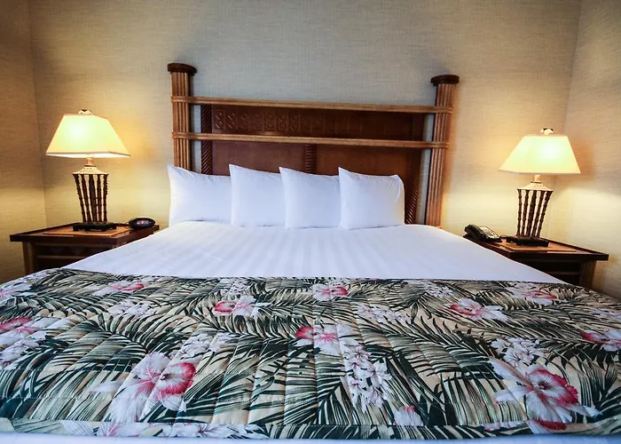 Maui Sands Resort & Indoor Water Park Sandusky