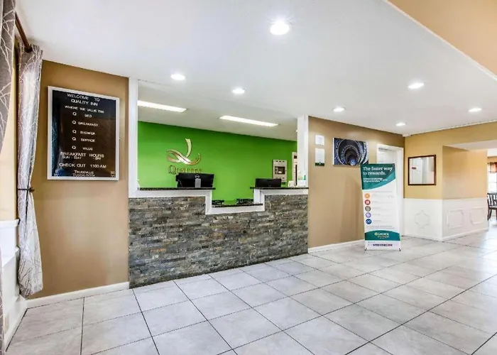 Quality Inn Bessemer I-20 Exit 108 McCalla