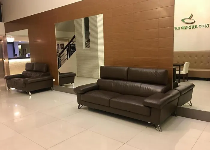 Manhattan Suites Inn Dumaguete City
