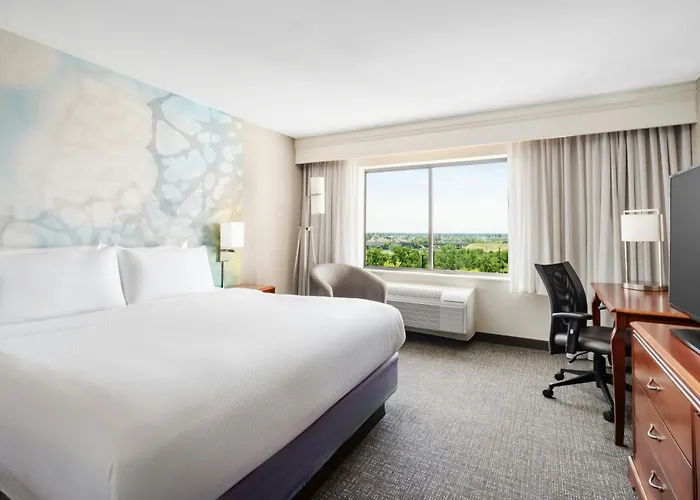 Courtyard By Marriott Roseville Galleria Mall/Creekside Ridge Drive