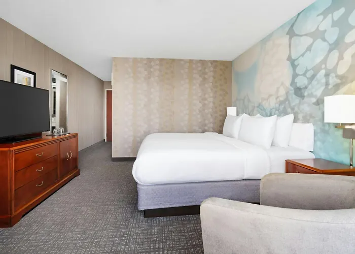 Courtyard By Marriott Roseville Galleria Mall/Creekside Ridge Drive