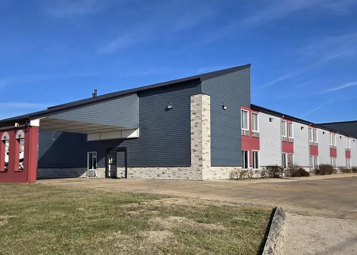 Super 8 By Wyndham O'Fallon Mo/St. Louis Area
