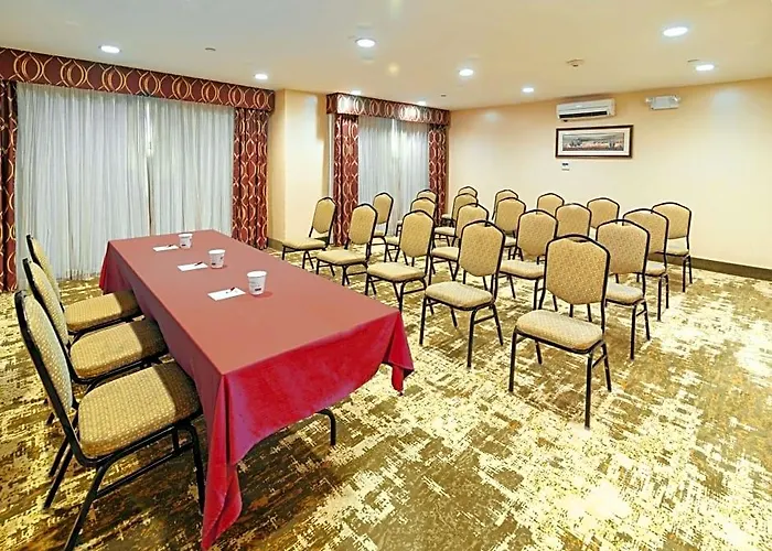 Best Western Plus Arena Hotel New York
