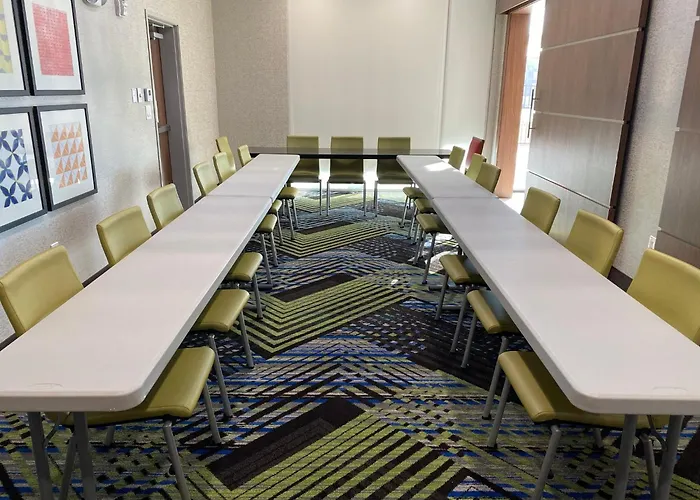 Holiday Inn Express & Suites Fort Worth North - Northlake By Ihg