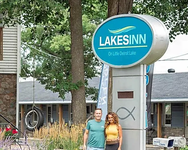 Lakes Inn