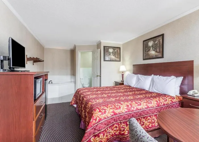 Ramada Limited Norfolk