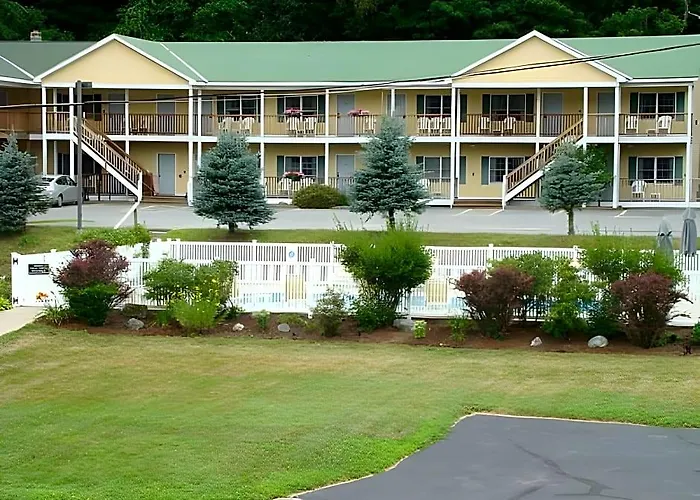 Ludlow Colonial Motel
