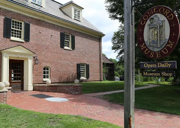 Historic Concord Suites