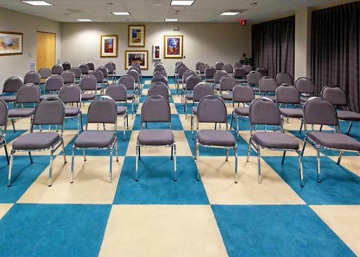 Holiday Inn Express Hotel & Suites San Antonio - Rivercenter Area By Ihg