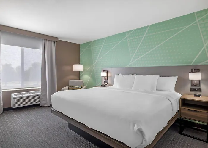 Comfort Inn & Suites Rochester South Mayo Clinic