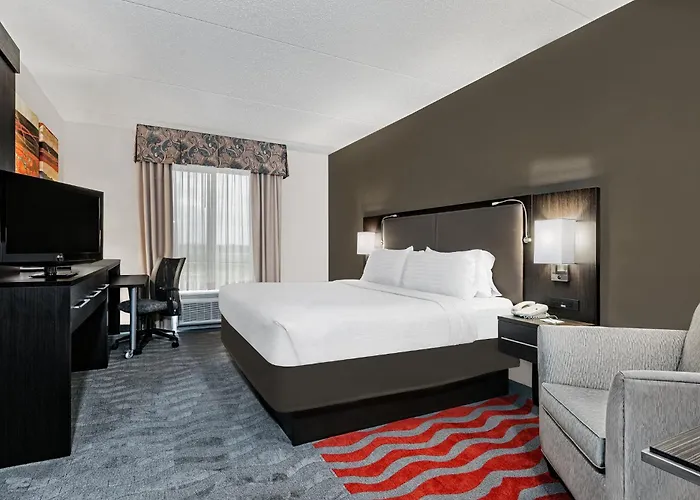 Holiday Inn & Suites College Station-Aggieland By Ihg