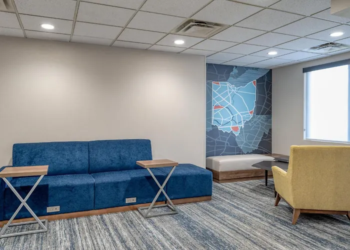 Holiday Inn Express Hotel & Suites Columbus Airport By Ihg Gahanna