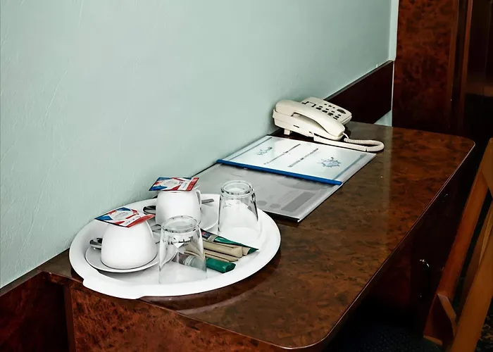 Hotel Mir