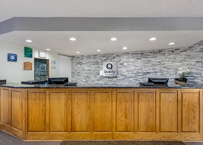 Quality Inn & Suites Lincoln South
