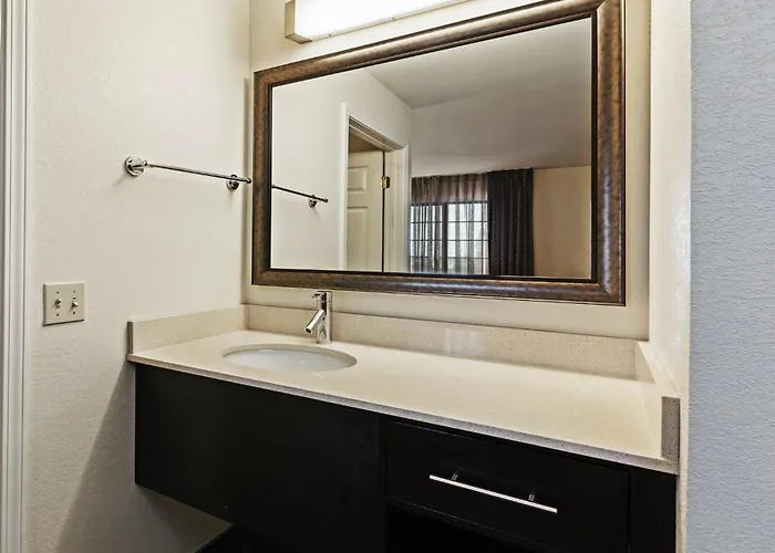 Staybridge Suites Tulsa-Woodland Hills By Ihg