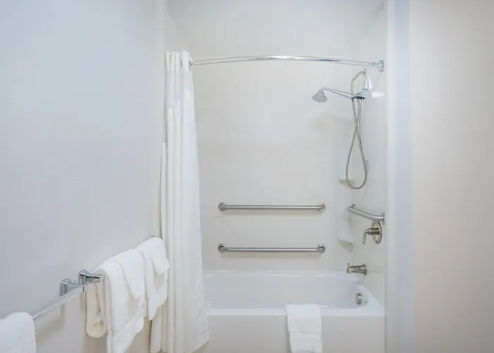 Holiday Inn Express Hotel & Suites Frankfort By Ihg