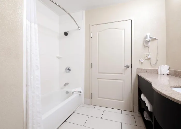 Comfort Suites Morrow- Atlanta South